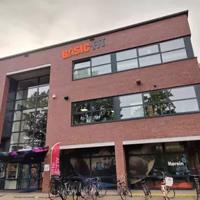 Basic-Fit Eindhoven Vijfkamplaan 24/7 - buitenkant