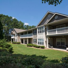 Exterior Yard  at Crestmark Home Apartments