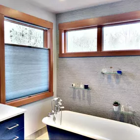 Bild von Stoneside Blinds & Shades Lake Oswego