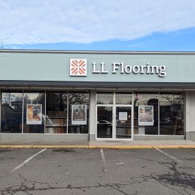 LL Flooring #1349 East Portland | 12225 NE Glisan Street | Storefront