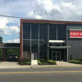 Come visit the First Bank Mooresville branch on Main Street. Your local team will provide expert financial advice, flexible rates, business solutions, and convenient mobile options.