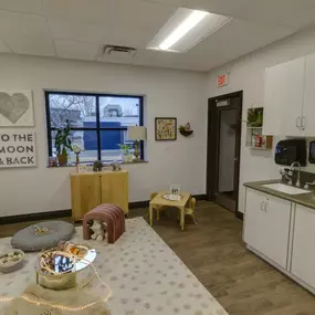 An infant classroom at Kinderberry Hill Edina.