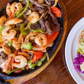 Los Reyes Restaurante Y Cantina Vacaville sizzling shrimp fajitas