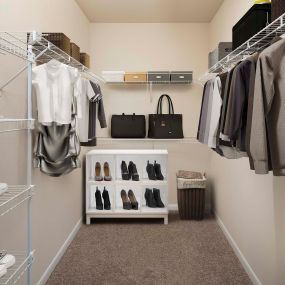 Large walk-in closet at Camden Amber Oaks