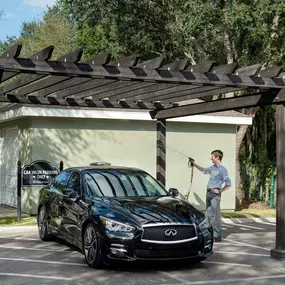 Car care center to wash and vacuum vehicles