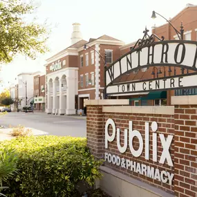 Neighborhood Publix Food and Pharmacy.