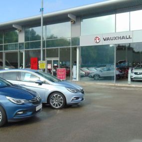 Outside the Vauxhall Hull West dealership