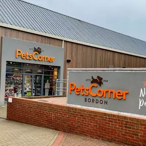 Pets Corner Bordon Exterior