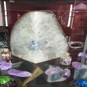 Large Clear Quartz geode with other amethyst crystals used by Psychic Lisa