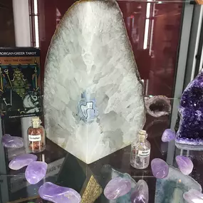 Large Clear Quartz geode with other amethyst crystals used by Psychic Lisa