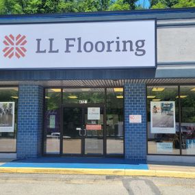 LL Flooring #1267 Monroeville | 4721 William Penn Highway | Storefront