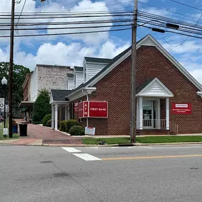 Come visit the First Bank Carthage branch on Monroe Street. Your local team will provide expert financial advice, flexible rates, business solutions, and convenient mobile options.