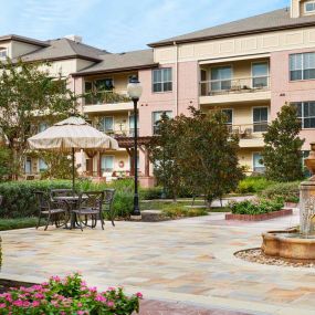 Fountain in courtyard with seating