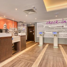 Premier Inn Blackpool (North Pier) reception