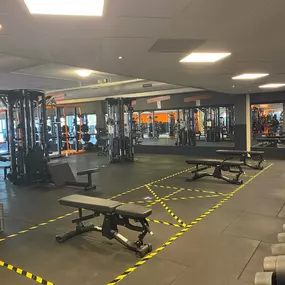 Basic-Fit Zwolle Stadionplein 24/7 - free weight zone