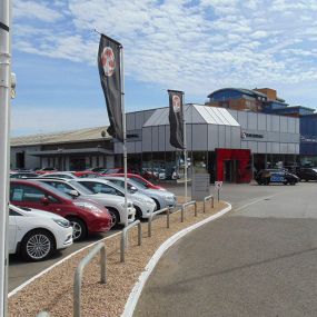 Cars outside the Vauxhall Wakefield dealership