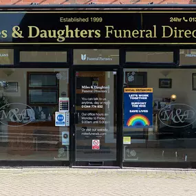 Miles & Daughters Funeral Directors, Crowthorne