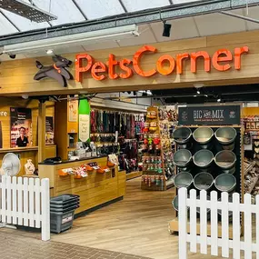 Pets Corner Aylesbury Exterior