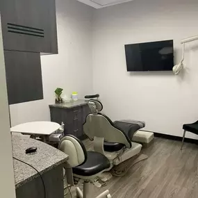 Tenney Dental Exam Room