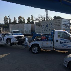 Contact us for Towing Services!