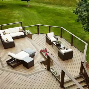 Custom Deck Design and Construction Services in South Carolina