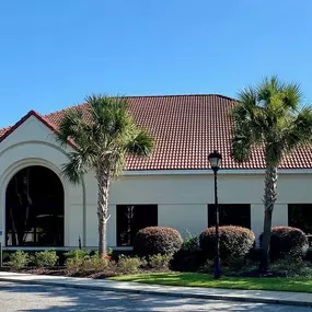 Come visit the First Bank Wilmington Landfall branch on Eastwood Road. Your local team will provide expert financial advice, flexible rates, business solutions, and convenient mobile options.