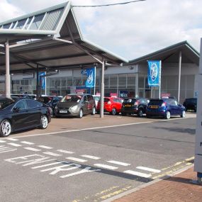 Exterior view of the Ford Blackburn dealership