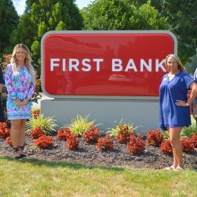 Bild von First Bank - Harmony, NC