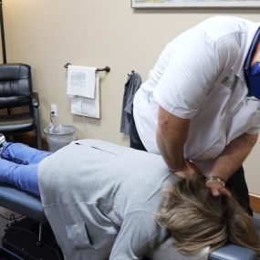 Chiropractic adjustment for neck and back pain Lacey WA