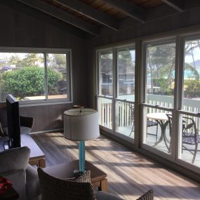 Sunroom windows in Hawaii by Sunburst.