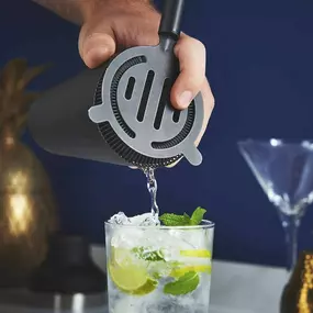 Cocktail Shaker Set