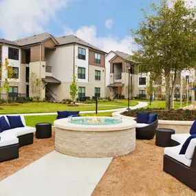 Outdoor Fire pit with lounge seating