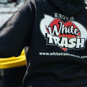 Bild von White Trash Disposal & Recycling