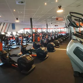 Basic-Fit Almelo Groenplein - cardio zone