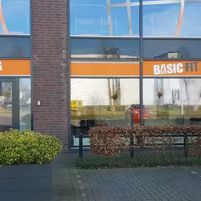 Basic-Fit Uden Vluchtoord 24/7 - entree