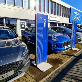 Cars outside of the Ford Wolverhampton dealership