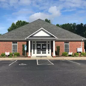 Come visit the First Bank Angier branch on North Raleigh Street. Your local team will provide expert financial advice, flexible rates, business solutions, and convenient mobile options.