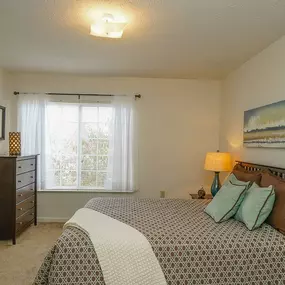 Tall Oaks Apartment Homes Bedroom