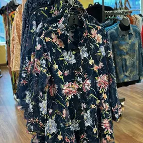 Items in the boutiques that remind us of Spring right now….
???? 3856 Harbor Light Landing Port Clinton, Ohio
???? 419-573-6139 
10-6  | Mon - Sat
???? Downtown Sandusky, Ohio
???? 419-502-9098   
10-6 | Tues - Fri
10-4 | Saturdays
Gift Wrapping, Private Shopping Appointments, & Online Shopping with Curbside Pickup all Available! ???? Shopping links are in our profiile!!
#ohioboutique #fabulousfemalebtq #sanduskyohio #huronohio #catawbaisland