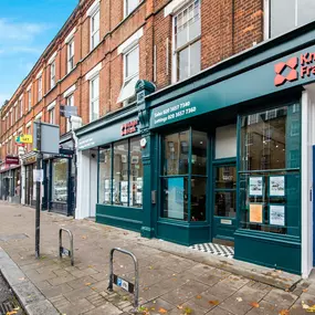 Outside View of Knight Frank Estate agents in Islington