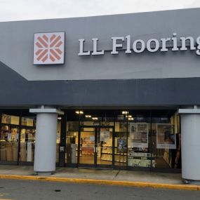 LL Flooring #1415 Winston-Salem | 244 Summit Square Boulevard | Storefront