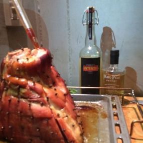 Barrow’s Ginger Pear Glazed Ham