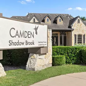 Camden Shadow Brook front entry sign