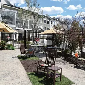 Outdoor Courtyard and Garden