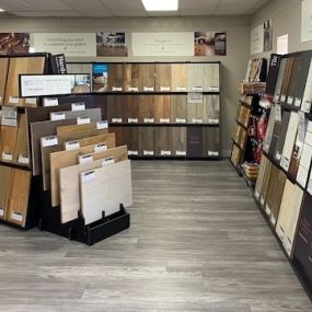 Interior of LL Flooring #1073 - Baton Rouge | Right Side View