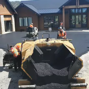 Bild von 7 Peaks Paving