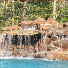 Water features bring a whole new dimension to backyard poolscapes. They not only add character and depth; there is an artistic element added as well. It takes creativity, innovation, knowledge, and experience to master the art of designing and building stunning water features.