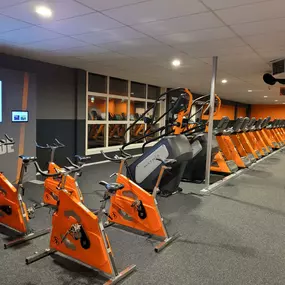 Basic-Fit Katwijk Ambachtsweg 24/7 - virtual cycling