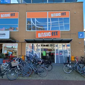 Basic-Fit Katwijk Ambachtsweg 24/7 - entree