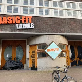 Amsterdam Overtoom Ladies
- Ingang buiten